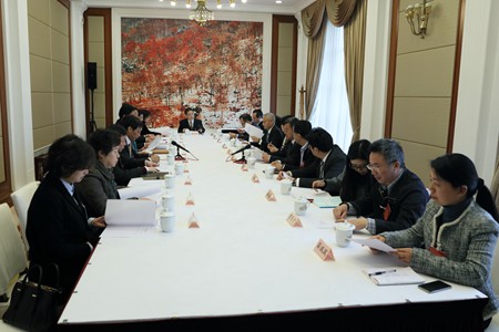 民建上海市委十三届一次常务委员会议