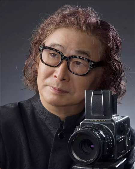 谢荣生:上海谢荣生摄影艺术职业培训中心艺术总监,民建上海综合汞委